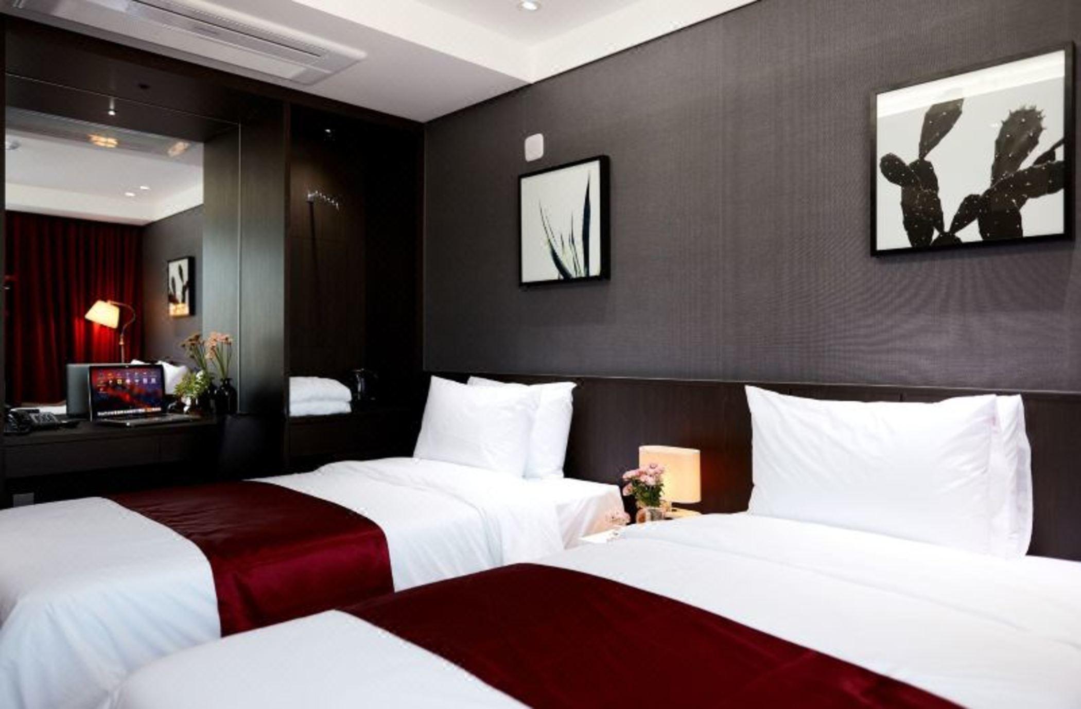 Hotel Ramada By Wyndham Yongin Zewnętrze zdjęcie