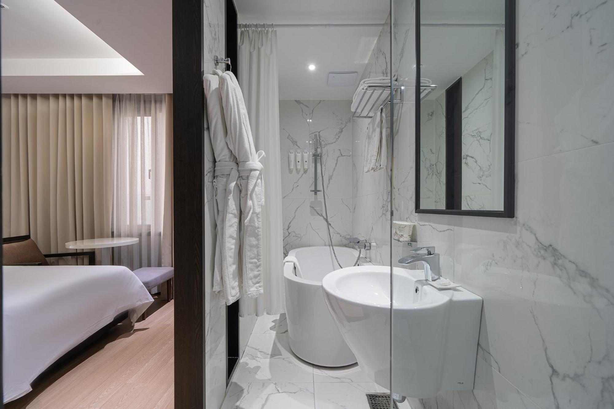Hotel Ramada By Wyndham Yongin Zewnętrze zdjęcie